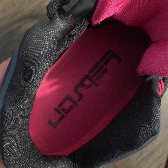 Nike LeBron 11 Miami Nights - Picture 6 of 10